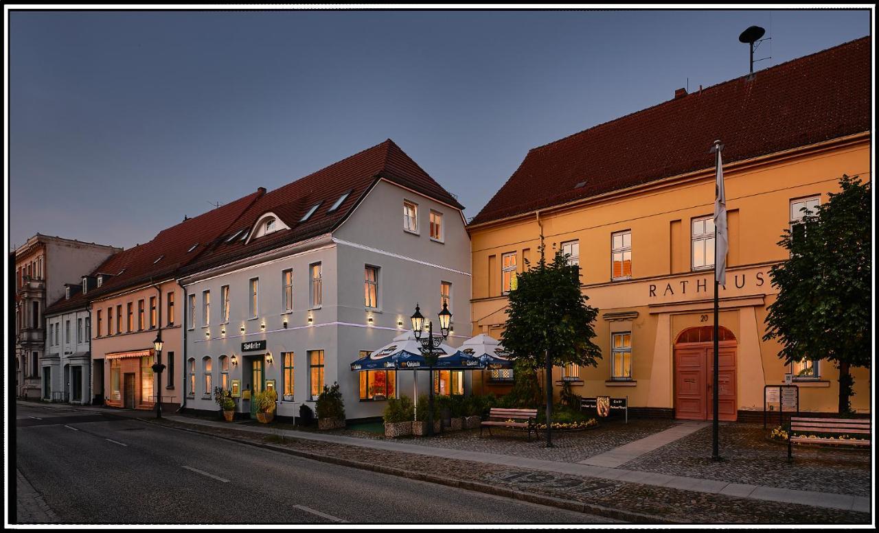 Ratskeller Hotel&Restaurant Lindow Exterior foto